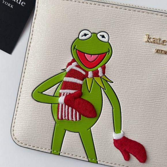 ♠️Kate Spade New York X Disney Muppets Kermit the Frog Medium L-Zip Wristlet NWT - Picture 2 of 6
